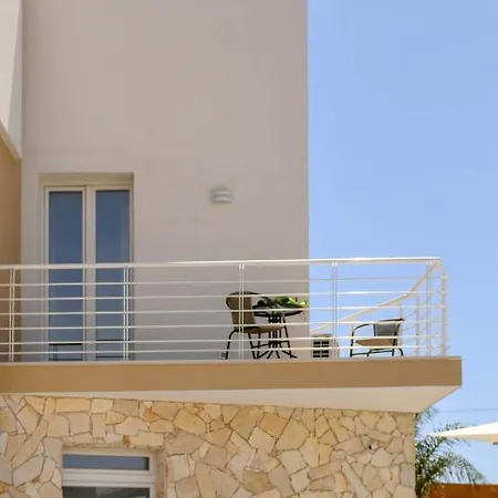 Villa Laura Charme Apartments Avola Exterior photo