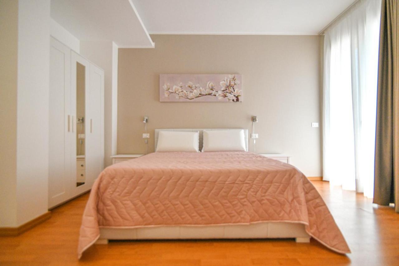 Laura Charme Apartment *