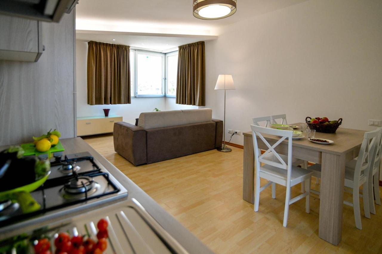 Laura Charme Apartment *